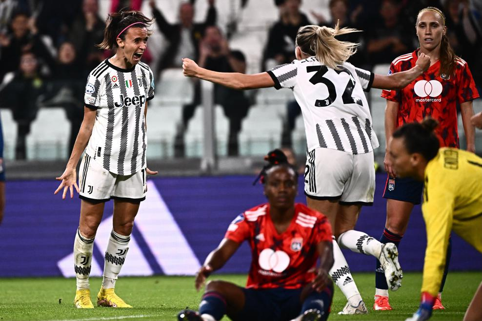 Juventus e Lyon empatam na Itália. 