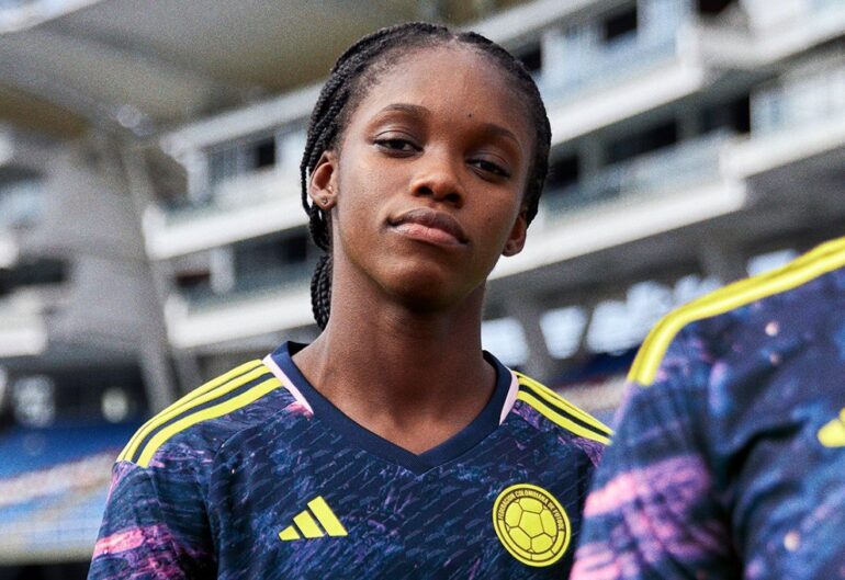 Camisa titular da Suíça para a Copa do Mundo Feminina 2023