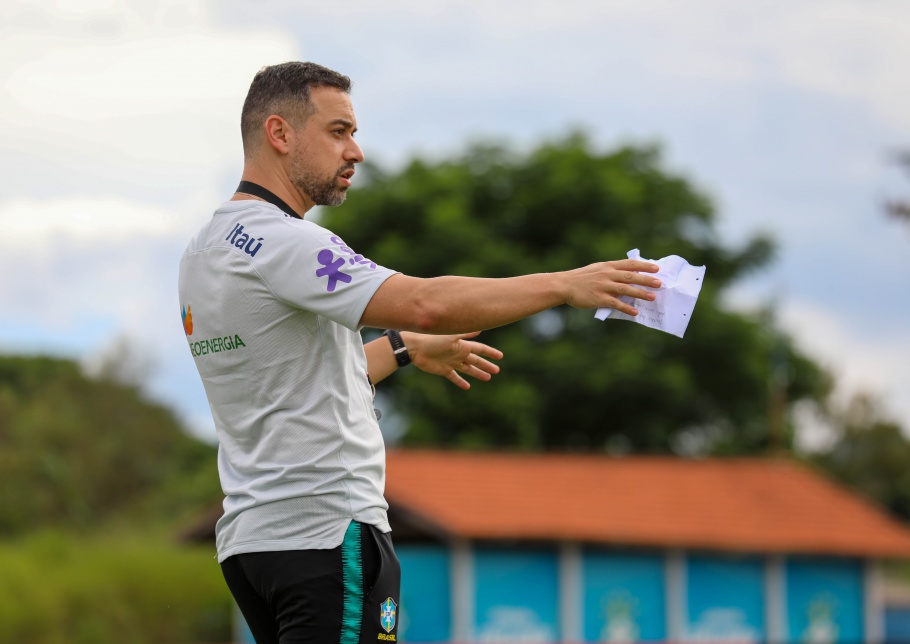 Inédito no Futebol Brasileiro: Técnicos Podem Pedir Revisão de Lances na Taça Paulista