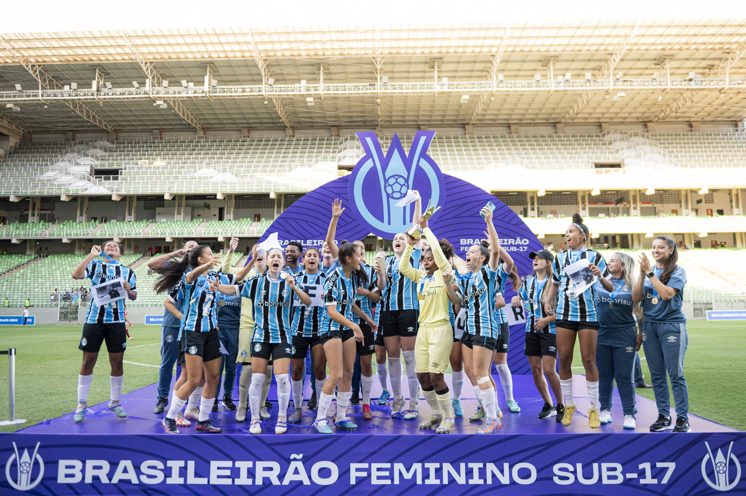 Grêmio vence o Flamengo nos pênaltis e é campeão do Brasileiro Feminino Sub- 17; veja os gols, brasileiro feminino