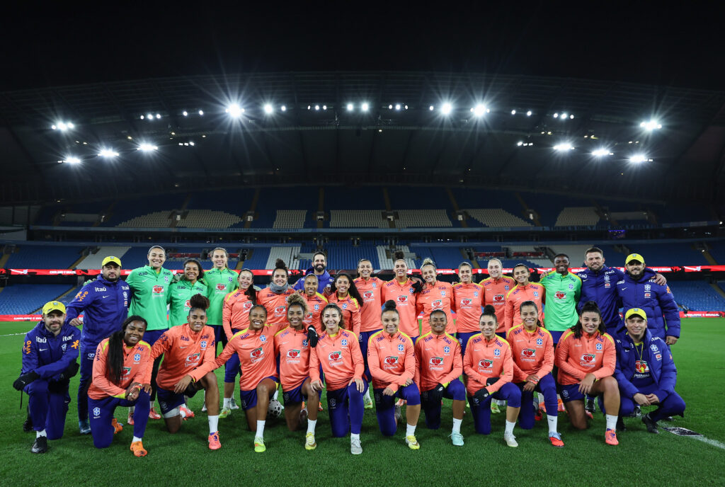 Seleção Brasileira treina no Etihad Stadium, palco do amistoso contra a Inglaterra neste sábado. Créditos: Livia Villas-Boas/CBF. 